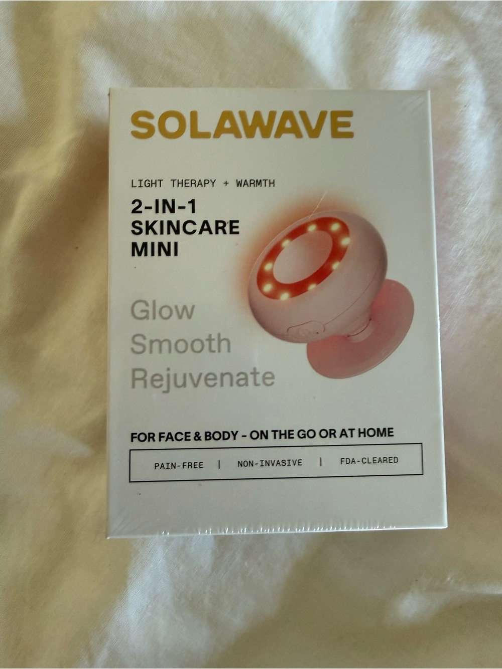 Solawave 2-in-1 Skincare Mini Light Therapy Device - Pink